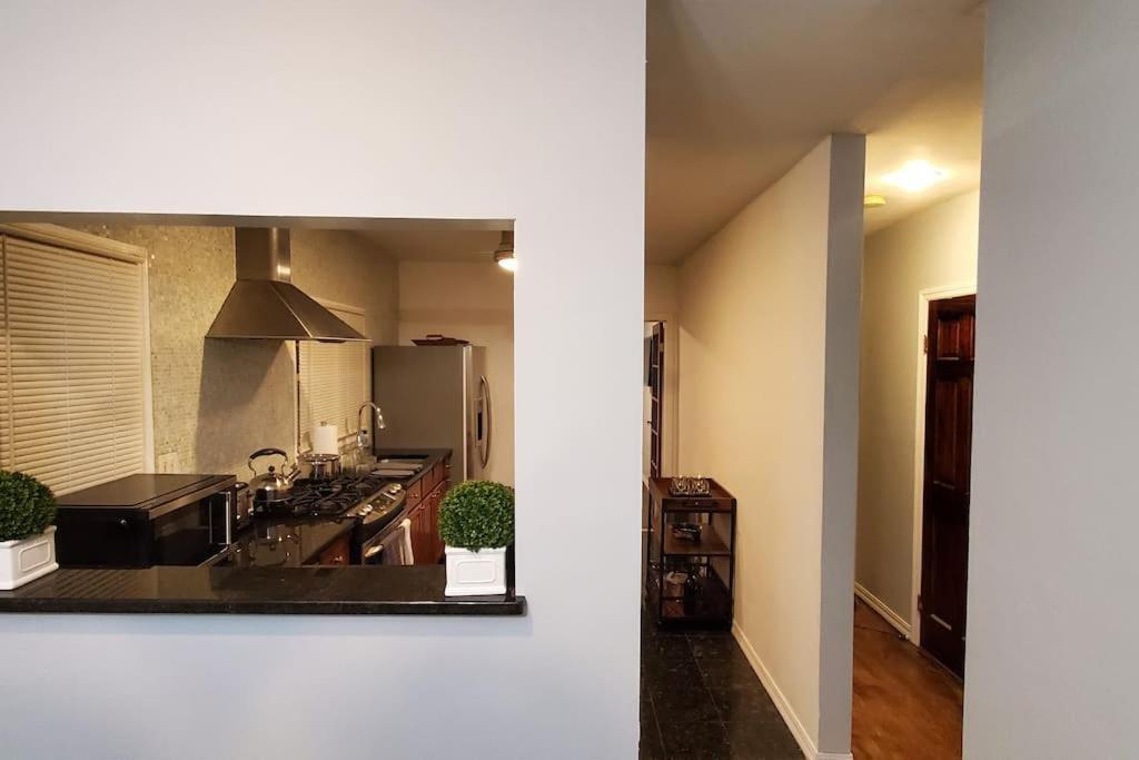 Quiet 3 Bedroom Apartment In Private Home New York Exterior photo